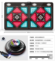 Пуфт пушистого цвета