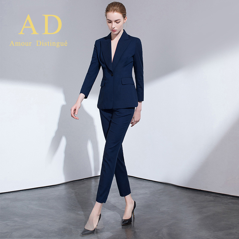 Tailleur femme - Ref 3244157 Image 4