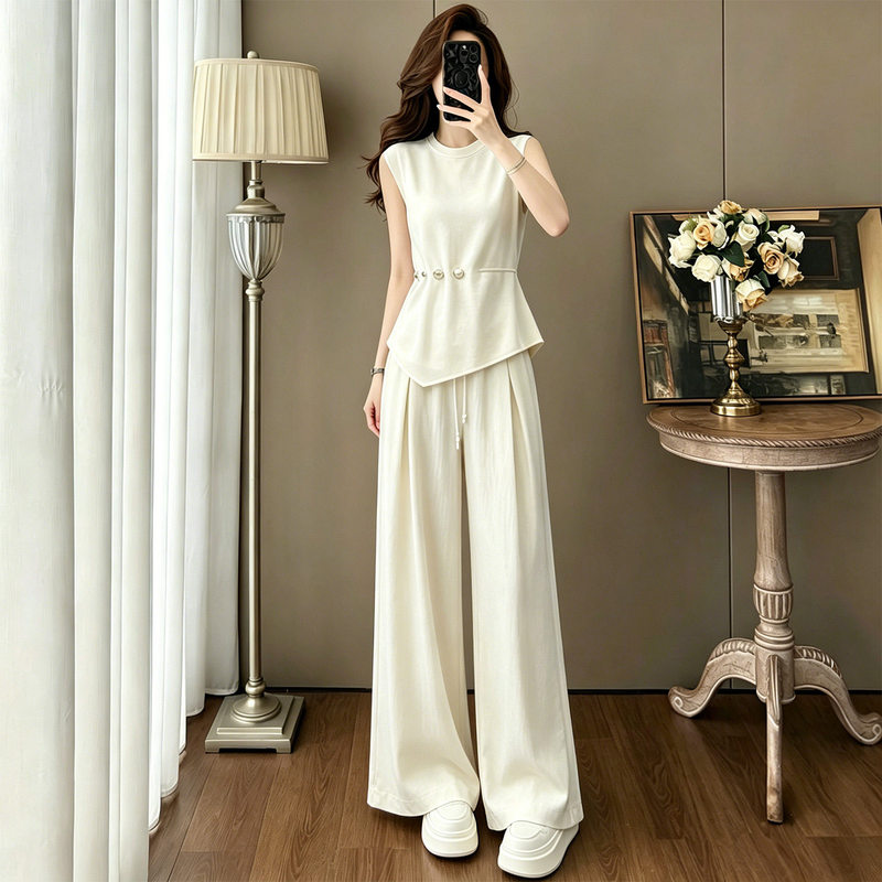 Supdorx~High-End and Elegant Casual Sports Suit for Women, New Summer Style, Sleeveless Top and Wide-Leg Pants Two-Piece Set Supdorx~High-End and Elegant Casual Sports Suit for Women, New Summer Style, Sleeveless Top and Wide-Leg Pants Two-Piece Set