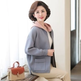 Осенняя трикотажная куртка для матери, комплект для пожилых людей, демисезонный лонгслив, в западном стиле, для среднего возраста