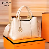 Подарочный набор серии Off-white Tote с шелковым шарфом + подарочный пакет