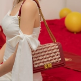 Красная небольшая сумка для невесты, коллекция 2023, изысканный стиль, в стиле Шанель