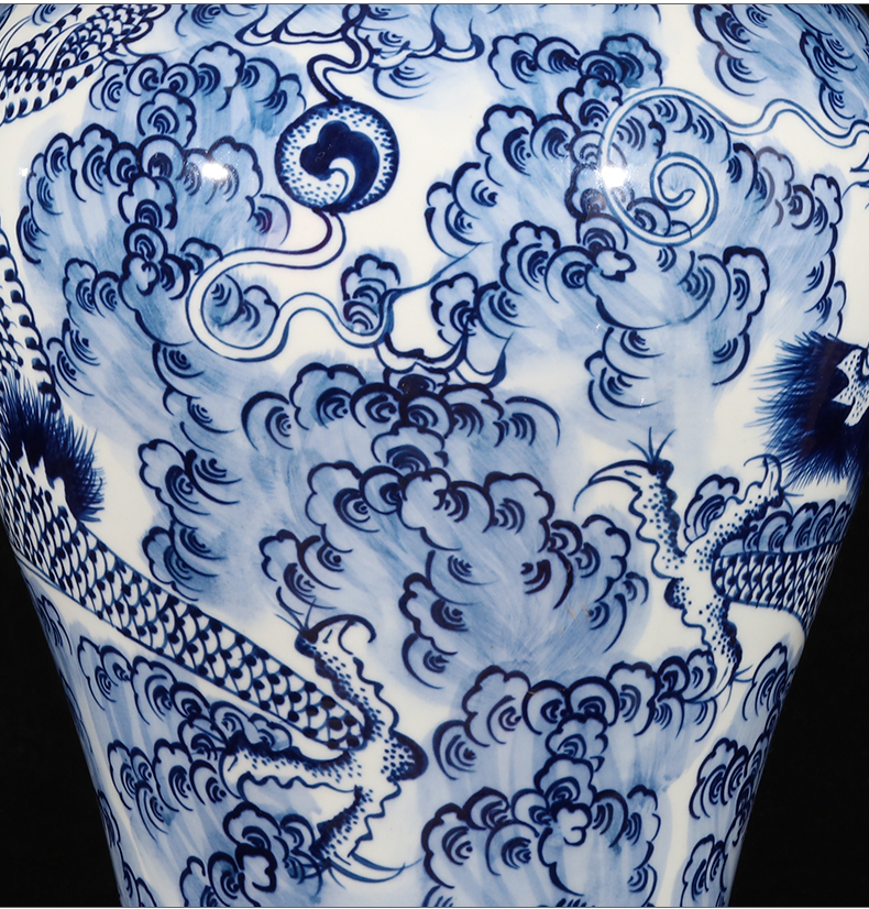 Jingdezhen ceramics imitation yongzheng hand - made Chinese blue and white porcelain vase archaize home rich ancient frame adornment furnishing articles