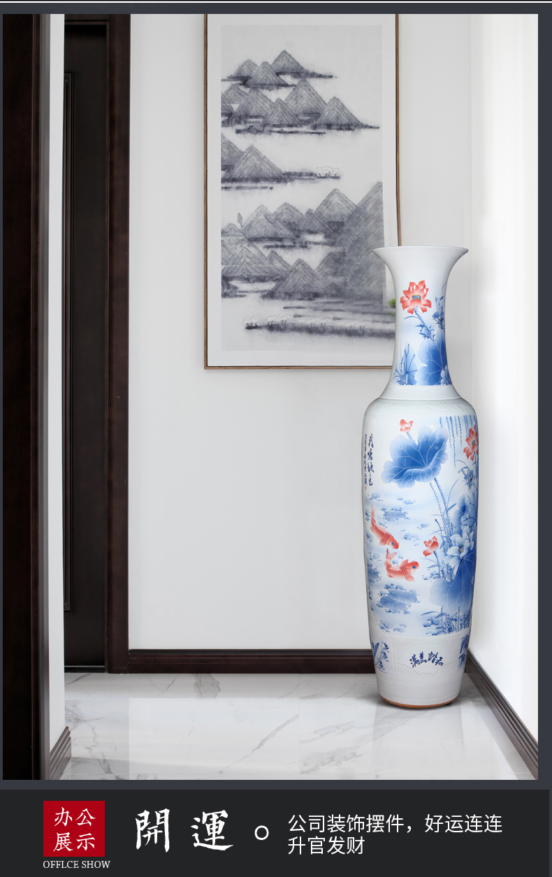 Jingdezhen ceramics hand - made large blue and white porcelain vase of new Chinese style living room wine accessories large furnishing articles