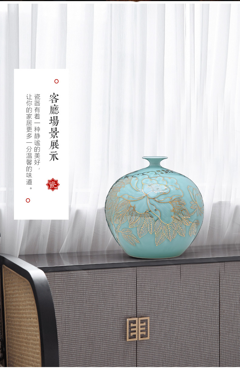 The Master of jingdezhen ceramic hand - made vases, blue glaze see pomegranate sitting room adornment is placed large bottles of Chinese style carving