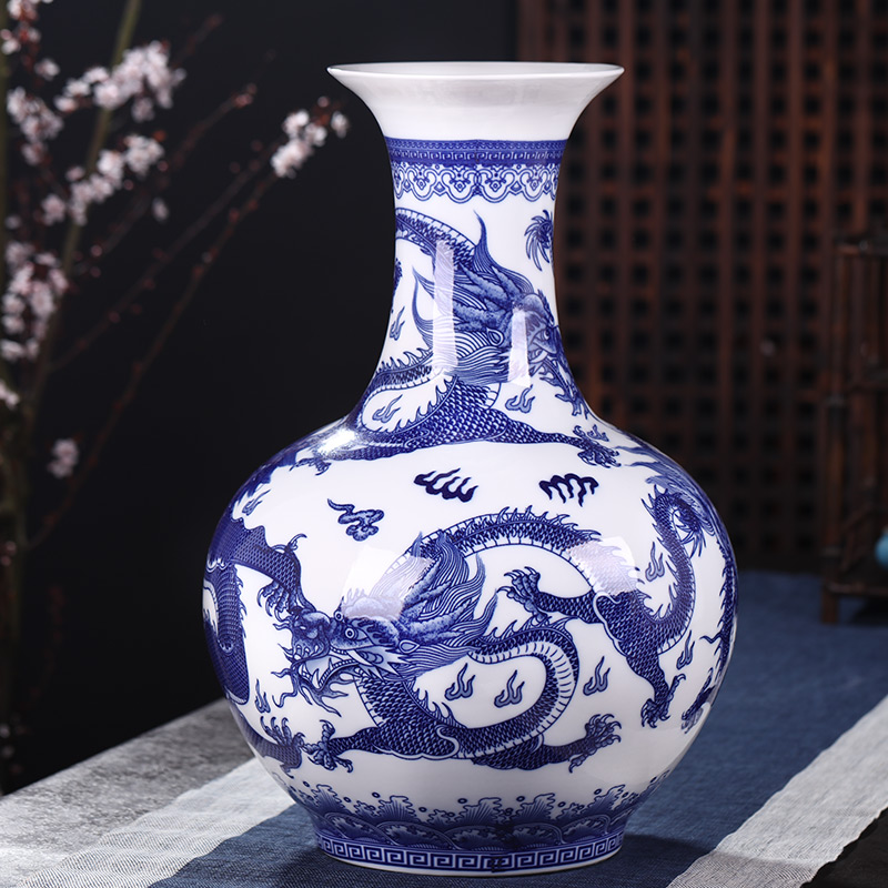 Blue and white porcelain of jingdezhen ceramics of large sitting room of Chinese style household furnishing articles of Blue and white porcelain vases, flower arrangement furnishing articles