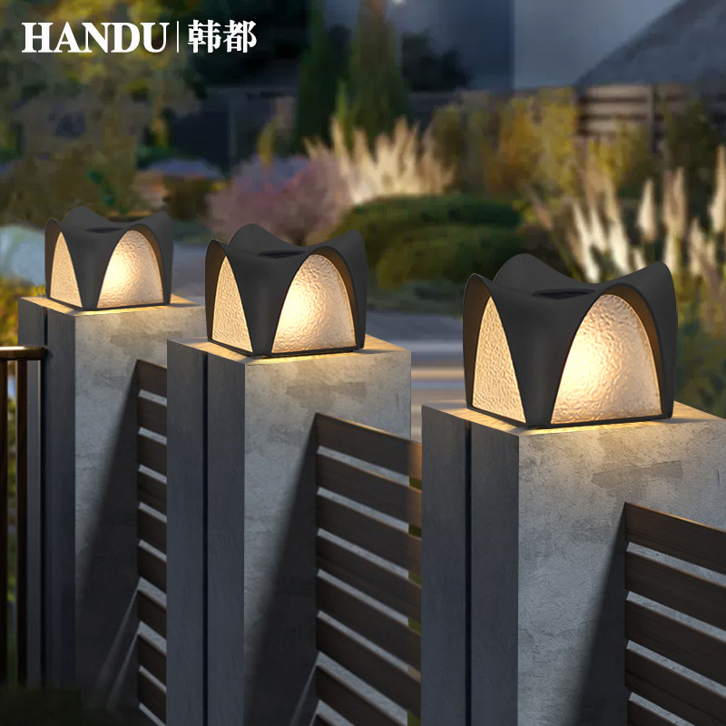 Đèn trụ tường đèn trụ năng lượng mặt trời đèn sân ngoài trời chống nước đèn trụ ngoài trời đèn cổng biệt thự đèn trụ cổng đèn tường năng lượng mặt trời đèn tường năng lượng mặt trời