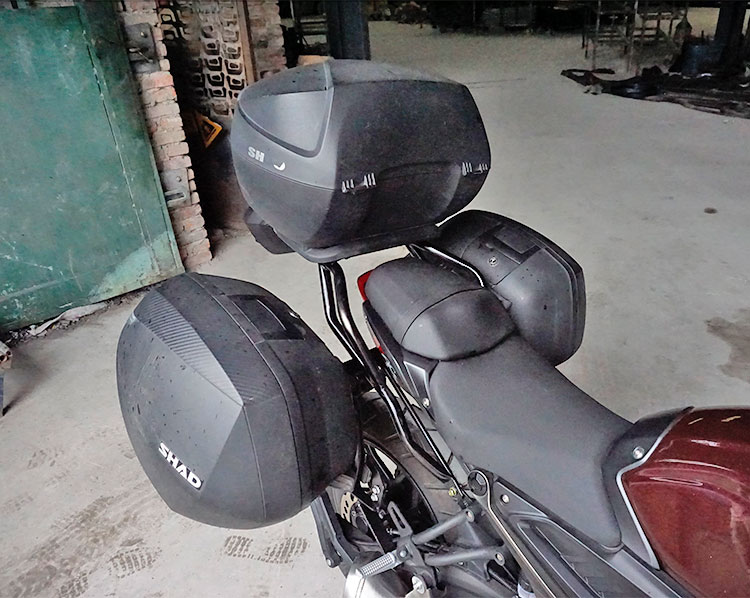 Áp dụng cho Longxin 300-6C không phân cực 300AC Sid bên hộp khung phía sau kệ phía sau hộp phía sau hộp phía sau - Xe gắn máy phía sau hộp thùng đựng đồ xe máy honda