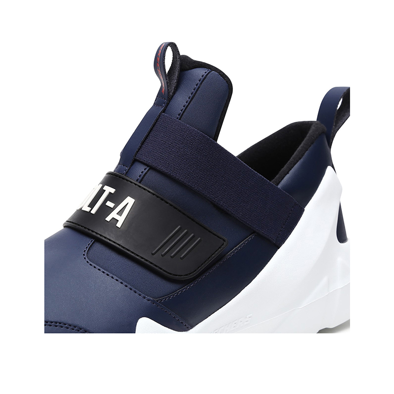 dlta skechers