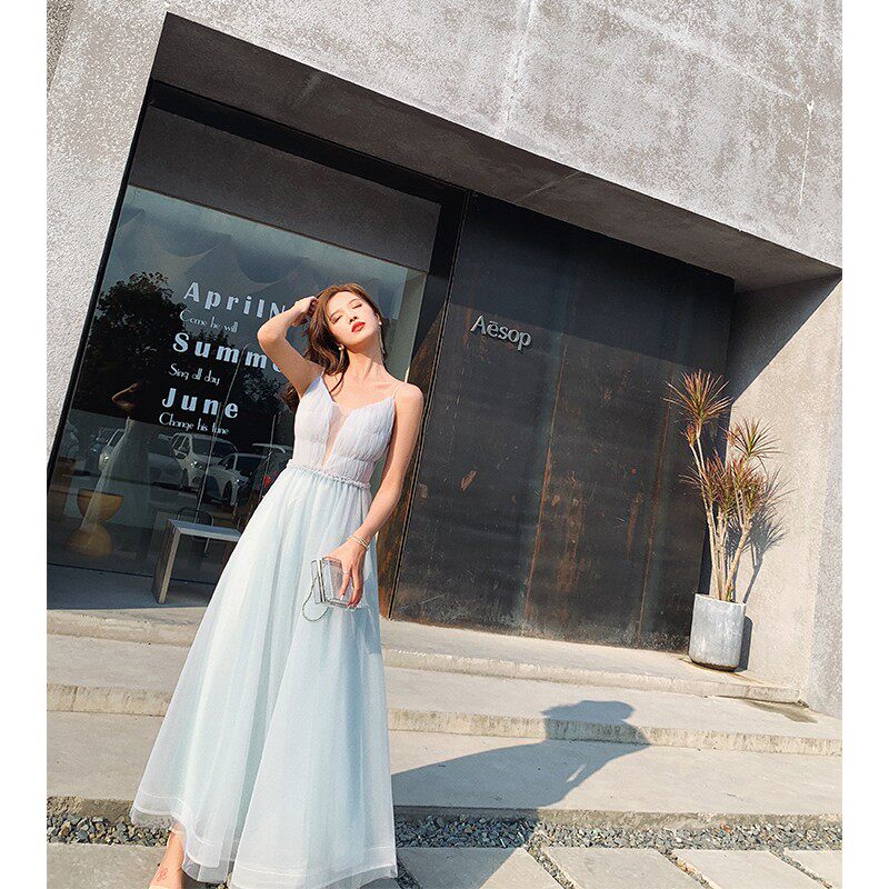 Ye Xiaoxian Bridesmaids dress autumn and winter suspender backless long sister skirt temperament V-neck sheer hosting banquet evening dress