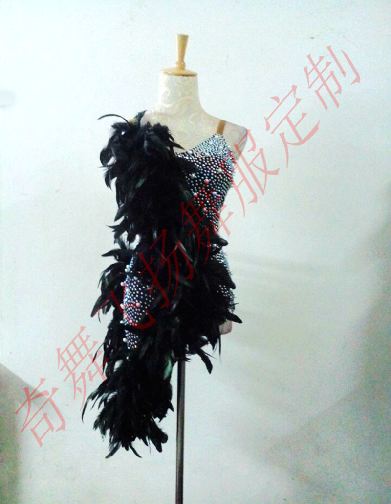New Latin dance performance costume feather pearl plus diamond professional Latin dance costume customization
