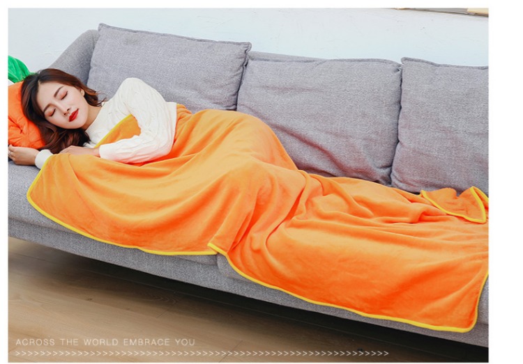 Gối cà rốt chăn kép sử dụng gối văn phòng nam nữ đệm chăn lông cừu san hô chăn gối gối ba trong một Chăn tiện ích