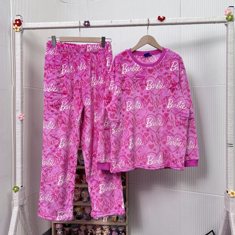 Barbie Casual Coral Velvet Home Wear for Men and Women, Round Neck Pajamas, Flannel, Soft and Comfortable, Can Be Worn Outside, Set