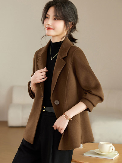 High-End Double-Sided Cashmere Coat for Women, Short Style, 2025 New Autumn and Winter Slim Fit, Elegant and Sophisticated Woolen Blazer