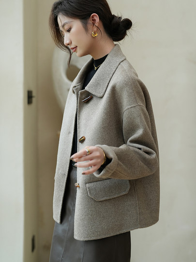 2025 Autumn/Winter New Double-Sided Cashmere Coat with Duffle Buttons for Women, Short Style for Petite Figures, Trendy Woolen Coat for Women This Year