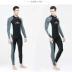 Thời trang phù hợp với màu sắc co giãn bó sát nylon bộ đồ bơi ngắn tay vận chuyển miễn phí thời trang nam thể thao thể dục phù hợp với đồ bơi thân trên - Nam bơi đầm