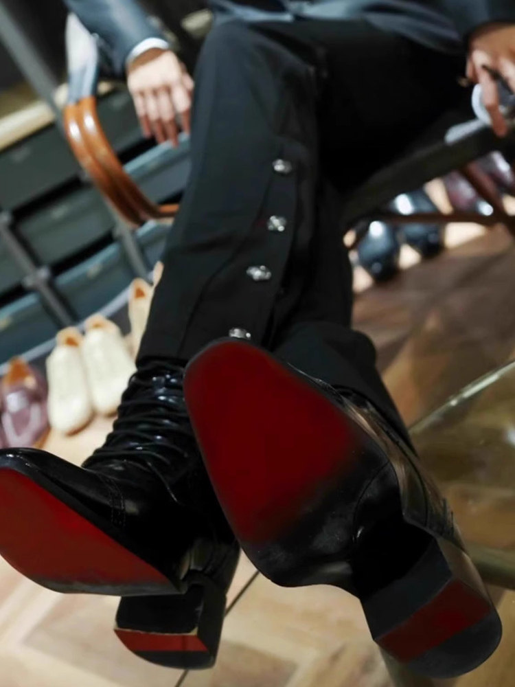 淘宝　末日小豆子　シークレットシューズ　＋15cm コスプレ　厚底　タオバオ 末日小豆子增高皮鞋红底尖头英伦风马丁靴2025春季新款