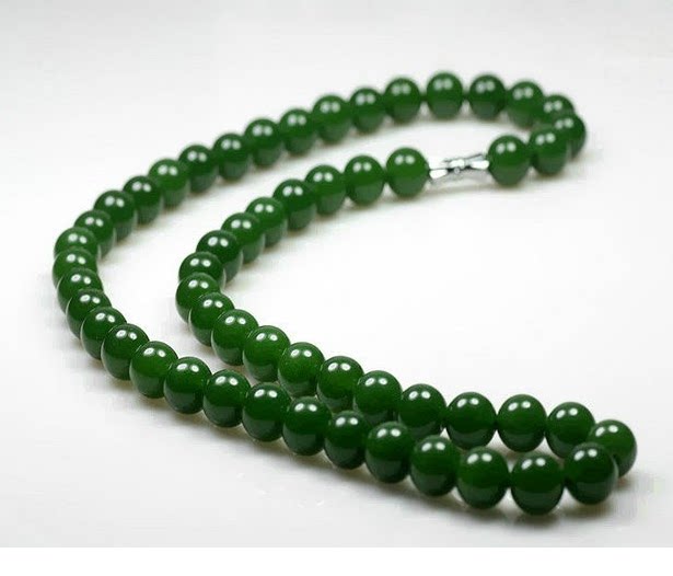 And Tian Yubi jade round pearl necklace spinach green lady with 10mm jade necklace chain