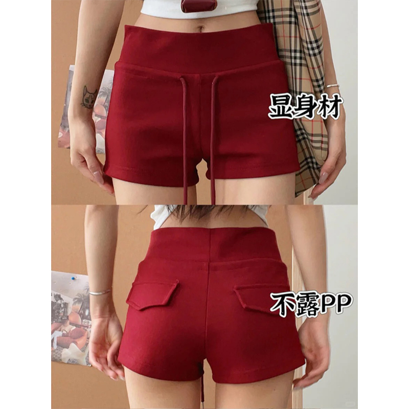 Red American-Style Sports Shorts for Women, Summer 2026 New Low-Waist Slimming Three-Quarter Shorts for Petite Girls, Hip-Hugging Hot Pants Red American-Style Sports Shorts for Women, Summer 2026 New Low-Waist Slimming Three-Quarter Shorts for Petite Girls, Hip-Hugging Hot Pants