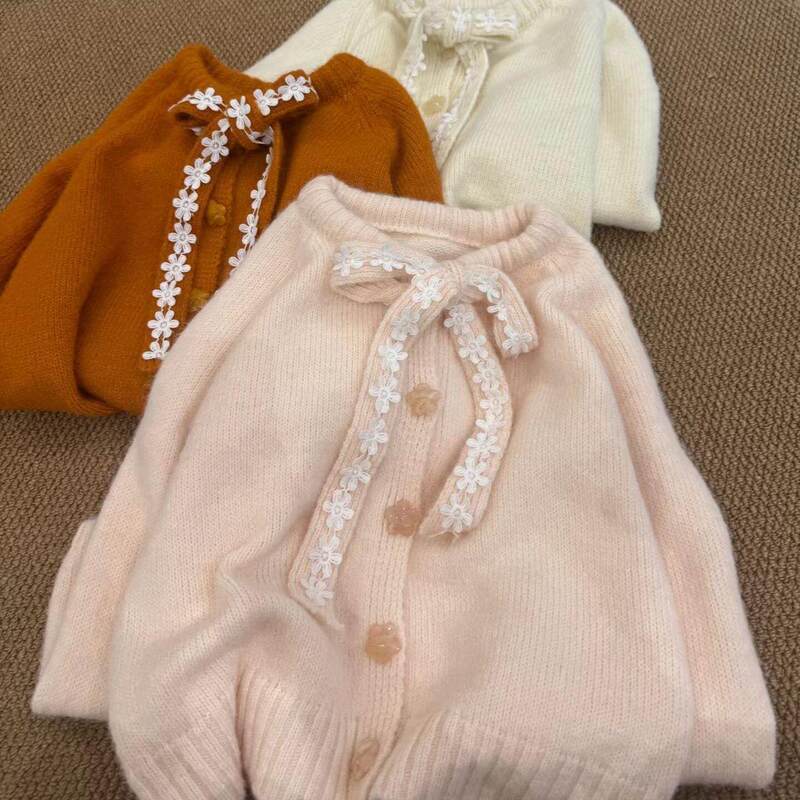 Pink Bow Round Neck Long-Sleeved Sweater Cardigan for Women in Autumn and Winter, Sweet and Stylish, Age-Reducing Knitted Jacket for Small People