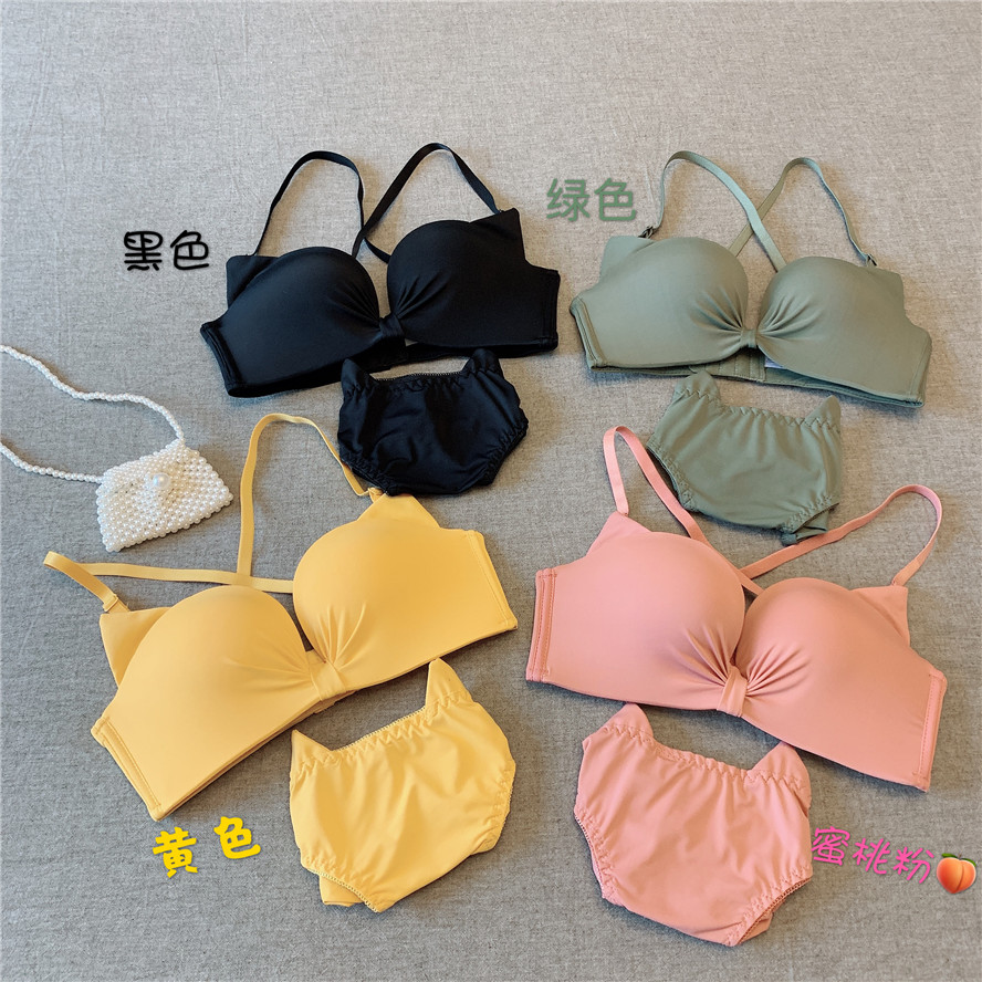 Bra vẻ đẹp trở lại hai mảnh ngực sling nữ thép nhỏ nhẫn cô gái chín đồ lót đuôi áo ngực không có net cáo phù hợp với màu đỏ tụ tập