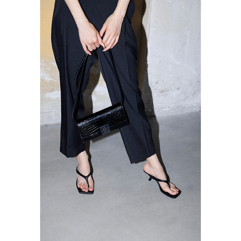 Iore Ideal Mineral Designer Original New Minimalist Versatile Sheepskin Stiletto Mid-Heel Kitten Heel Thong Sandals