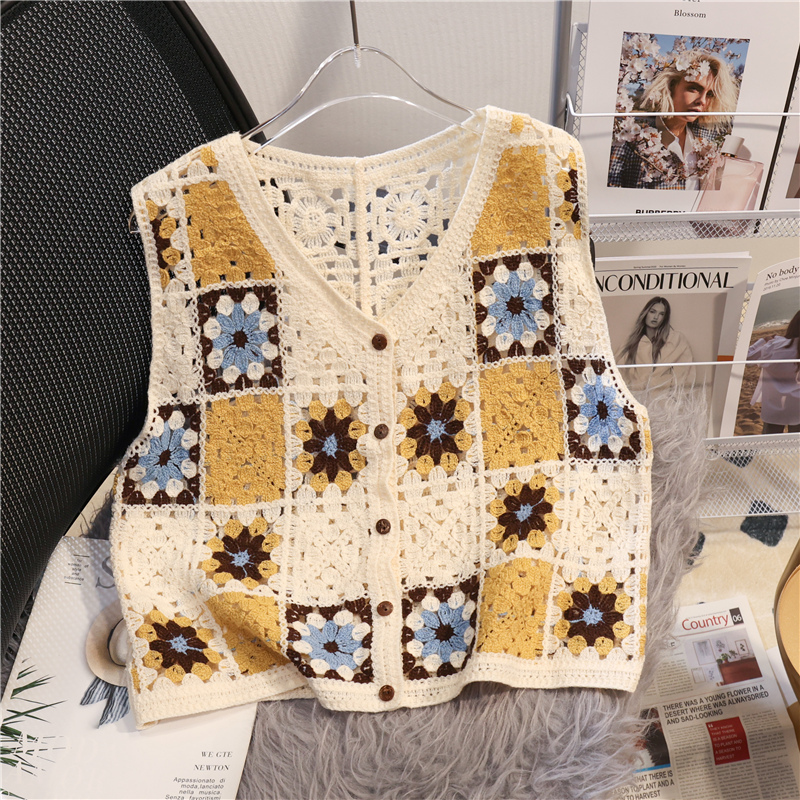 Retro Color-Blocked Plaid Floral Cut Out Knitted Vest for Women 2025 Summer V-Neck Outer Layering Cardigan Thin
