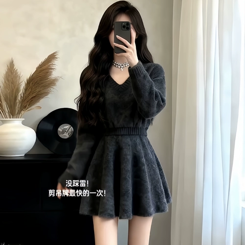 Корейский наряд 2025, супер горячая, уникальная, красивая, великолепная зимняя одежда, полный комплект юбок и костюмов с короткими юбками для женщин, новый стиль