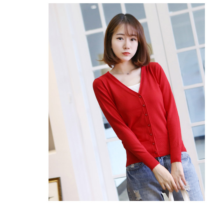 Áo len dài tay mùa xuân và mùa thu cổ chữ v ngắn cỡ lớn bên ngoài Áo len mỏng mỏng áo nhỏ điều hòa không khí áo len nữ thoi trang cong so