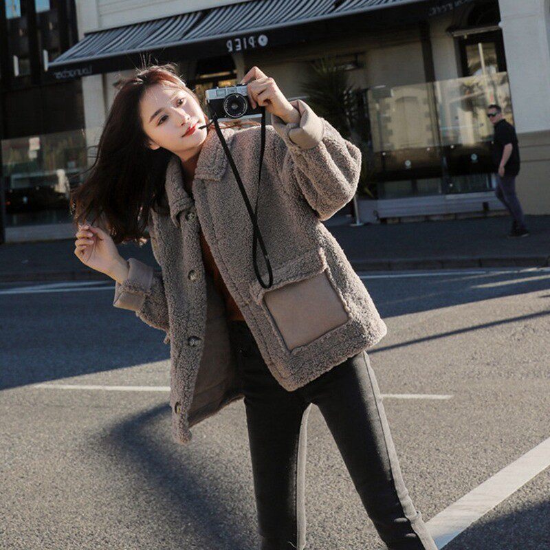 Sandro Queen2021 winter Korean version thickened wool lamb jacket women's warm plush loose cashmere coat