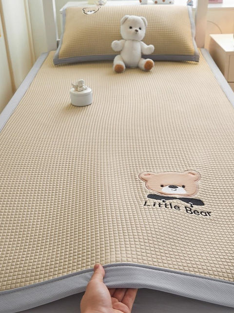 Summer Ice Bean Mat for Student Dormitory, Single Size 90×190, Special for Living on Campus, Air-Conditioned Soft Mat, Children's Ice Silk Mat