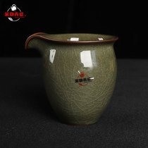 Pro-rhyme Celadon Ge Kiln open piece ice crack Handmade iron tire fair cup Ceramic tea separator Large male cup tea sea