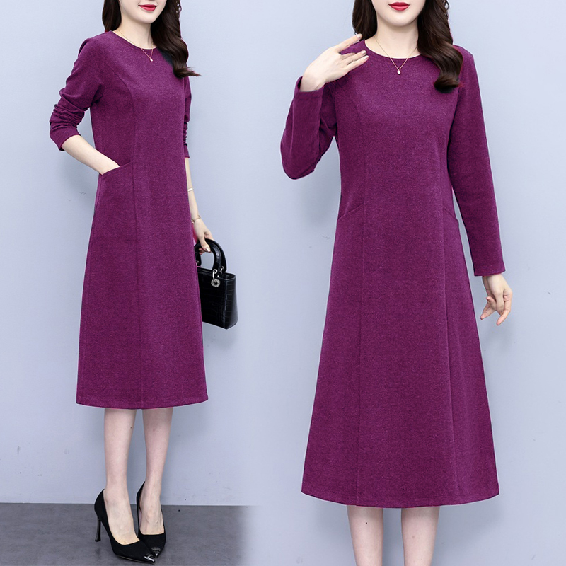 Purple Dress, Classy and Elegant, Suitable for Petite Middle-Aged and Elderly Women, Straight-Cut Knitted Long-Sleeve Mother's Wedding Dress