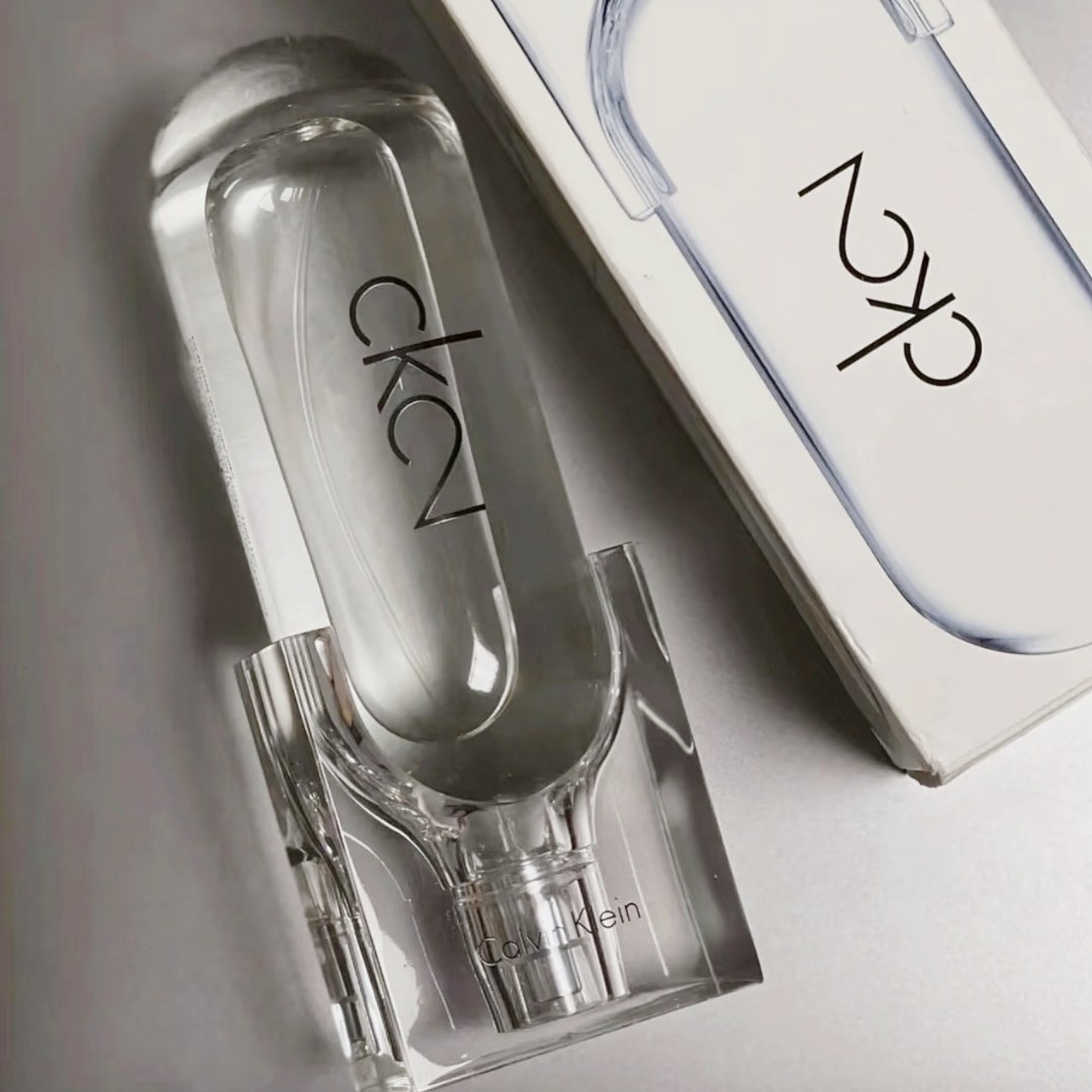 CK2香水绝版了还值得买？中性香小白必看指南！_香水_淘宝美妆网