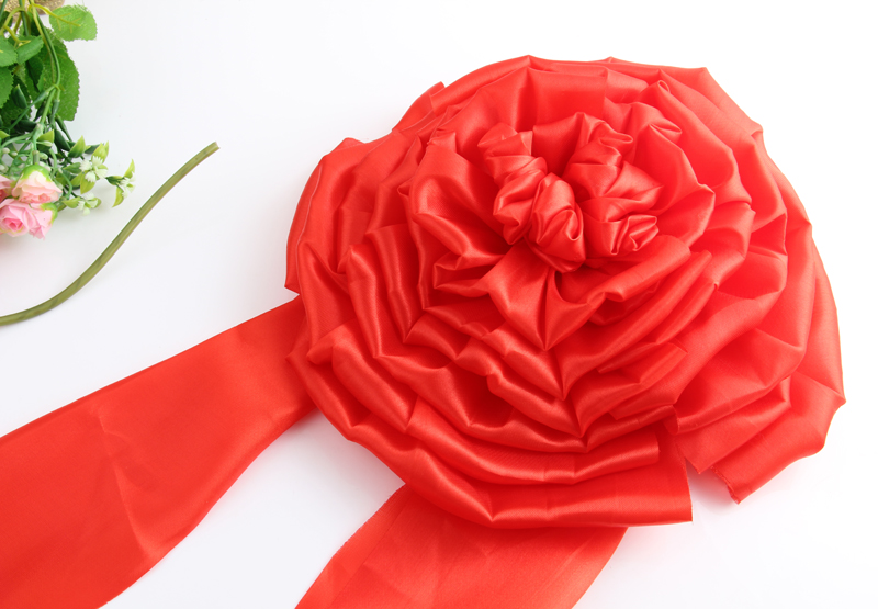 Flat satin flower ball recognition flower big red flower ball recognition award flower ball delivery Wedding limousine decoration
