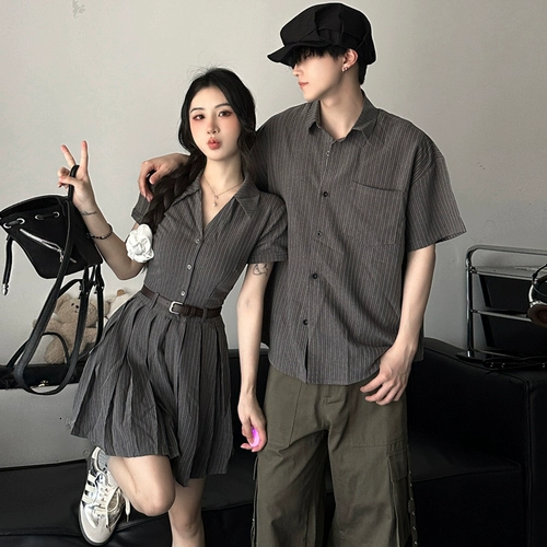 Небольшая дизайнерская летняя парная одежда для влюбленных, рубашка, корсет, платье, юбка, тренд сезона, короткий рукав