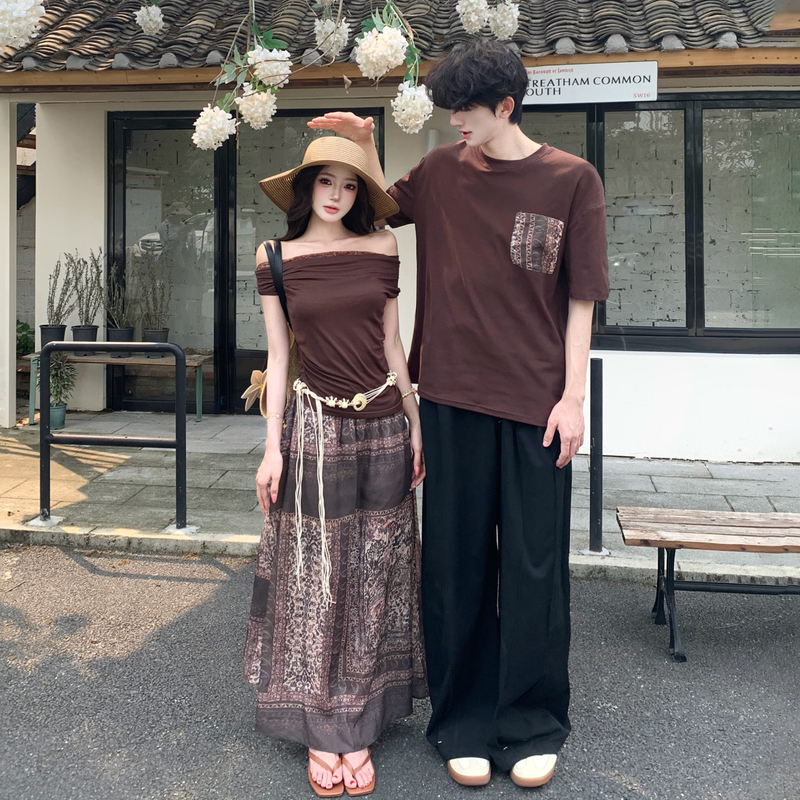 Bohemian Vacation Style Couple Outfits, Summer Short-Sleeved T-Shirt, Off-The-Shoulder Retro Printed Skirt Set, One Top and One Skirt