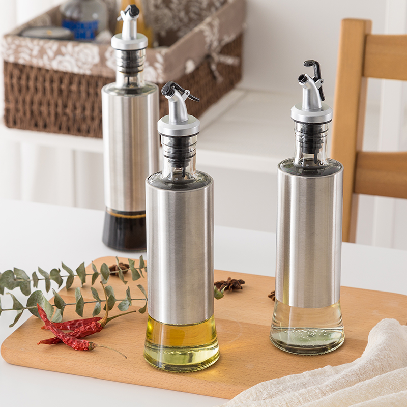 Japanese stainless steel soy sauce bottle glass oil pot leak-proof seasoning bottle home kitchen dining room wine vinegar bottle oil bottle set