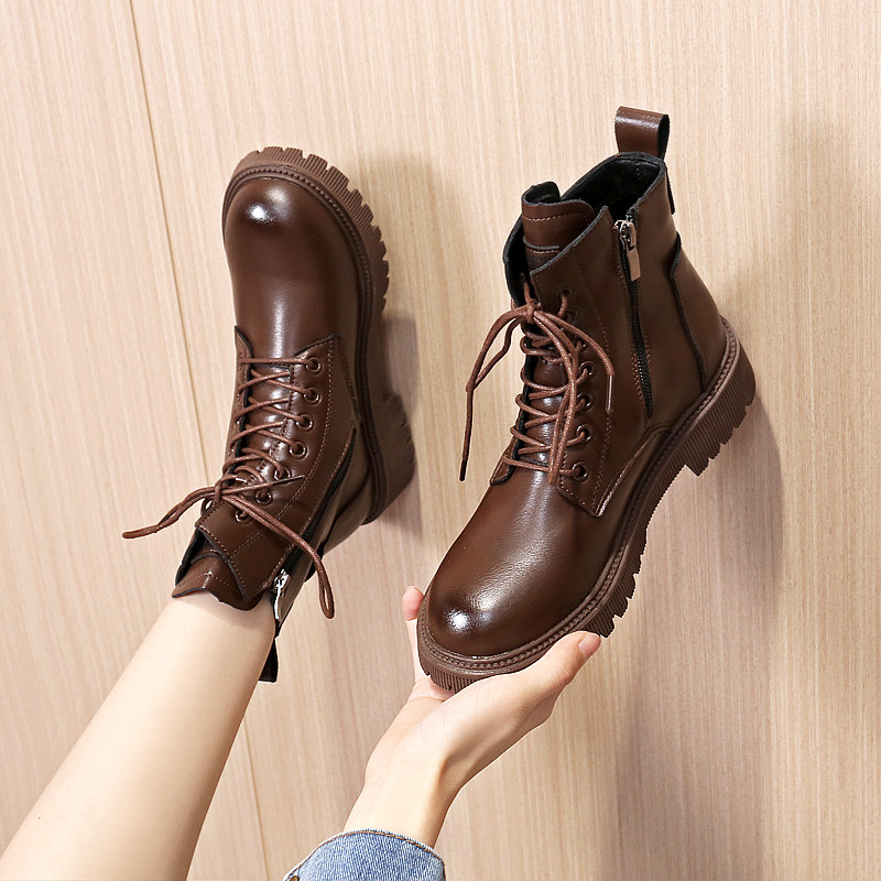 Leather Martin boots women's British style 2022 new thick-soled spring and autumn single boots show feet small short boots large size 42