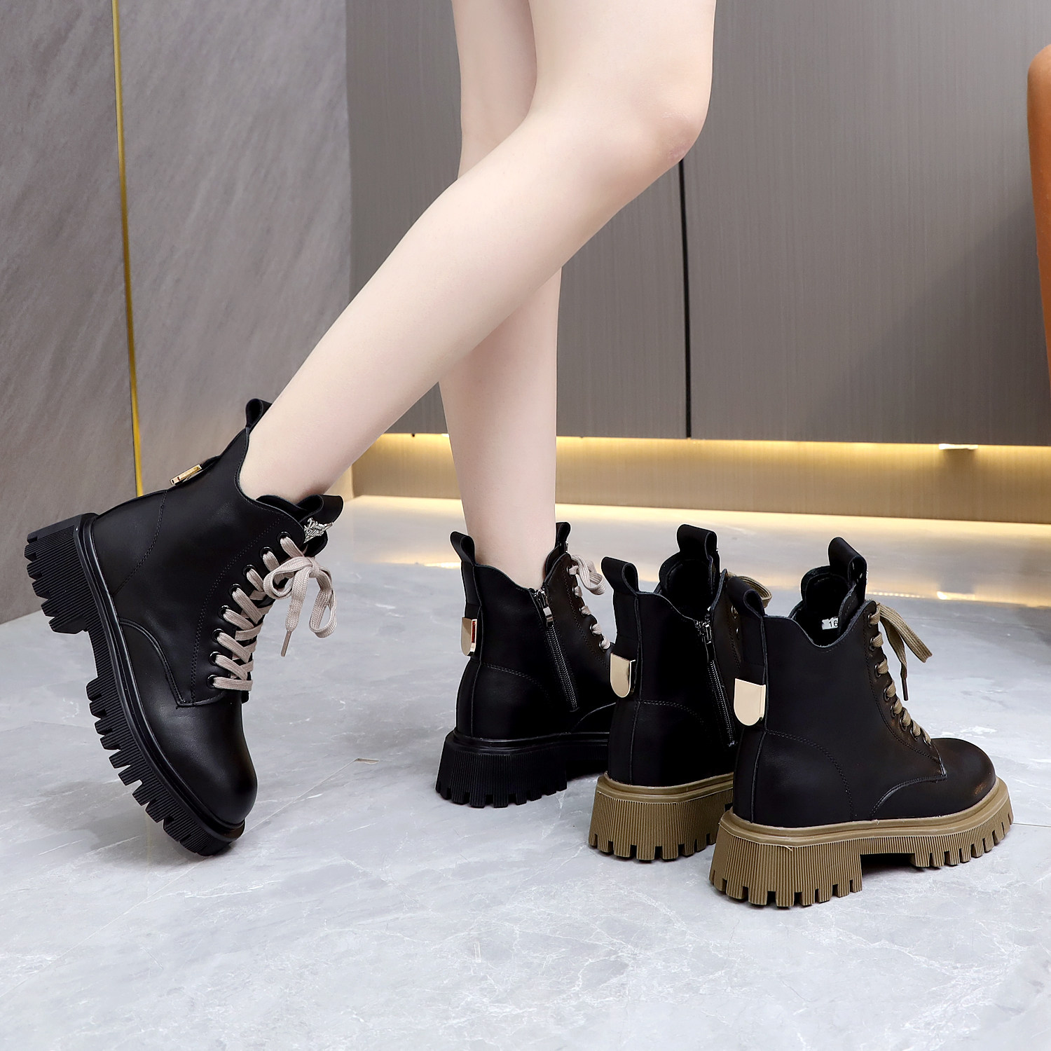 Leather thick-soled Martin boots women's British style 2022 new hot style show feet small winter plus velvet small short boots