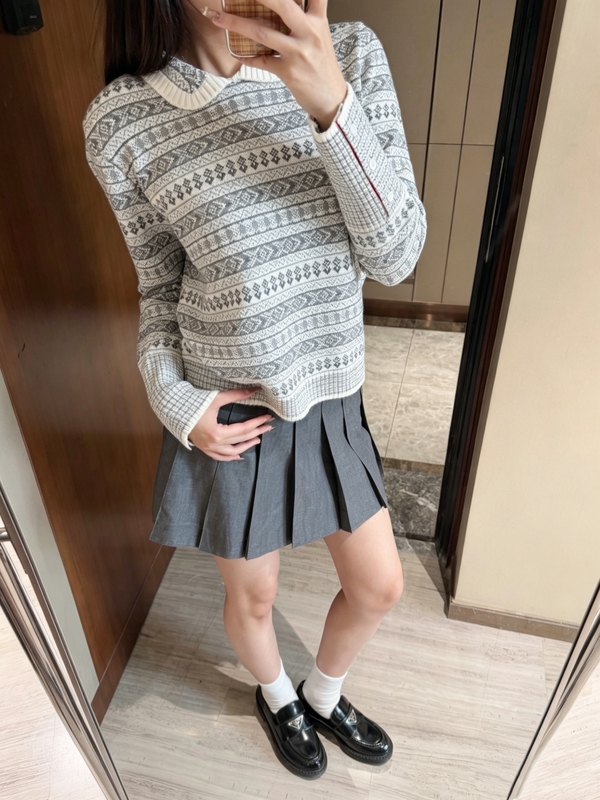 26 New Autumn and Winter Tb Fair Isle Pullover Sweater with Peter Pan Collar, Wool Long-Sleeve Knit Top, Base Layer Shirt 26 New Autumn and Winter Tb Fair Isle Pullover Sweater with Peter Pan Collar, Wool Long-Sleeve Knit Top, Base Layer Shirt