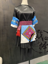 Cut to the Beijing Dance Academy Miao ethnic dance minority Yikaos performance of the Silver Suzuki Flower Dance