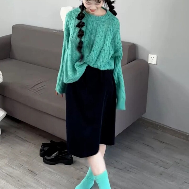 Lazy Style Soft Knit Sweater for Women, Autumn 2026 New Vintage Green Cable Knit Long-Sleeve Sweater Trendy Lazy Style Soft Knit Sweater for Women, Autumn 2026 New Vintage Green Cable Knit Long-Sleeve Sweater Trendy