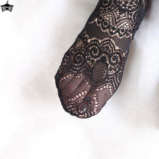 Black Lace Socks Women's Lace Japanese Style Mid-Calf Socks Sexy Korean Cute Long Pile Socks Mesh Thin Trendy Socks