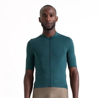 Лесные зеленые мужчины