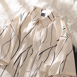 일본식 복고풍 디자인 라인 반팔 셔츠