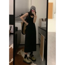 viiwen Free U collar vest dress with a long black and thin dress in the vest of any coat