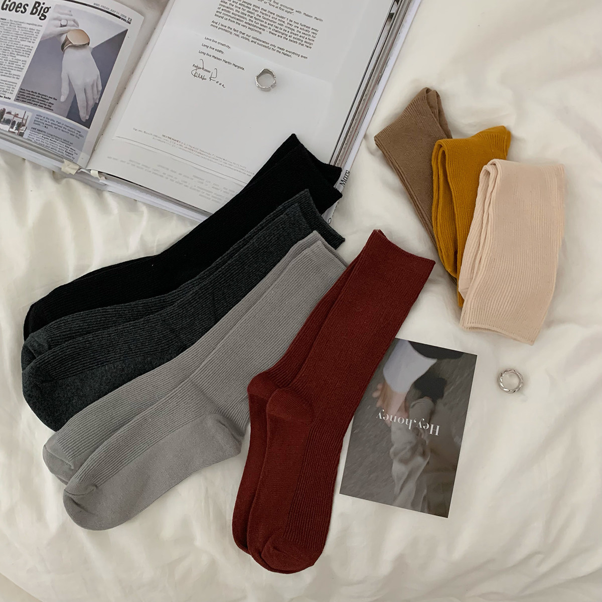 viiwen with extra points multi-color into all-match solid color socks