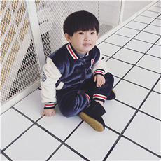 Bộ đồ ngủ nhung cho bé cộng với đồ ngủ 2017 mùa đông mới cho bé trai và bé gái dày flannel quần áo hai dây tại nhà quần áo trẻ em giá rẻ
