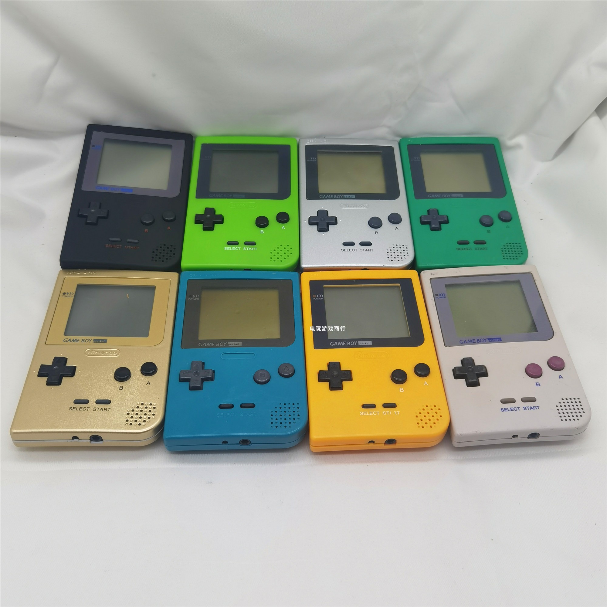 Medieval original Nintendo Gameboy Pocket Classic console GBP GB black and white handheld